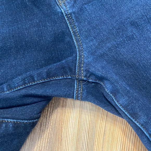 4/$16 Liverpool Jeans - Picture 8 of 11